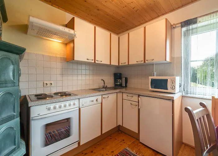 Berghuette In Sankt Andrae Bei Koralpe * Reisberg